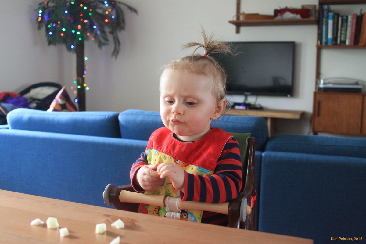 Pear tastes.... not sure